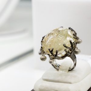 Кольцо с кварцем волосатиком ювелирный дом Maxim Demidov